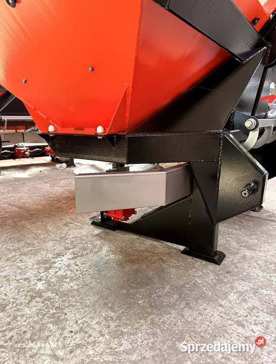 PRECYZYJNY ROZSIEWACZ DWUTALERZOWY 400 600 800 Biała Podlaska