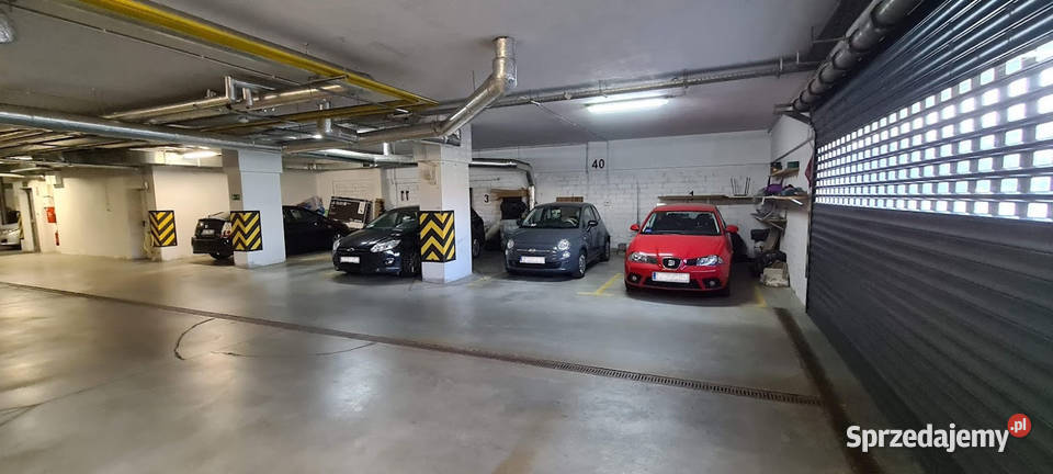Miejsce postojowe w garażu Tajemna 4 Warszawa w budynku mazowieckie
