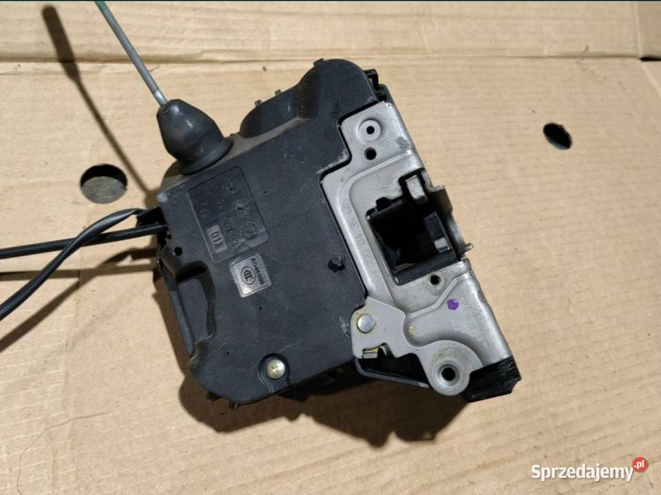 Zamek drzwi prawy Mercedes CLK w209 Żory