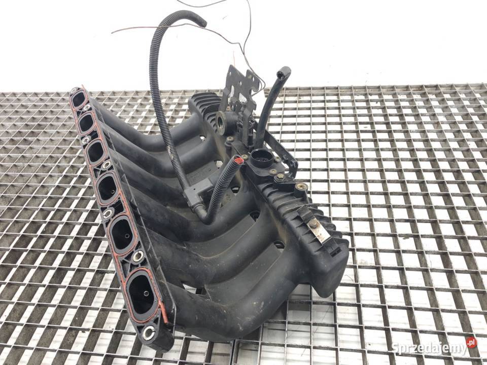 KOLEKTOR SSĄCY BMW E38 28 193 9401