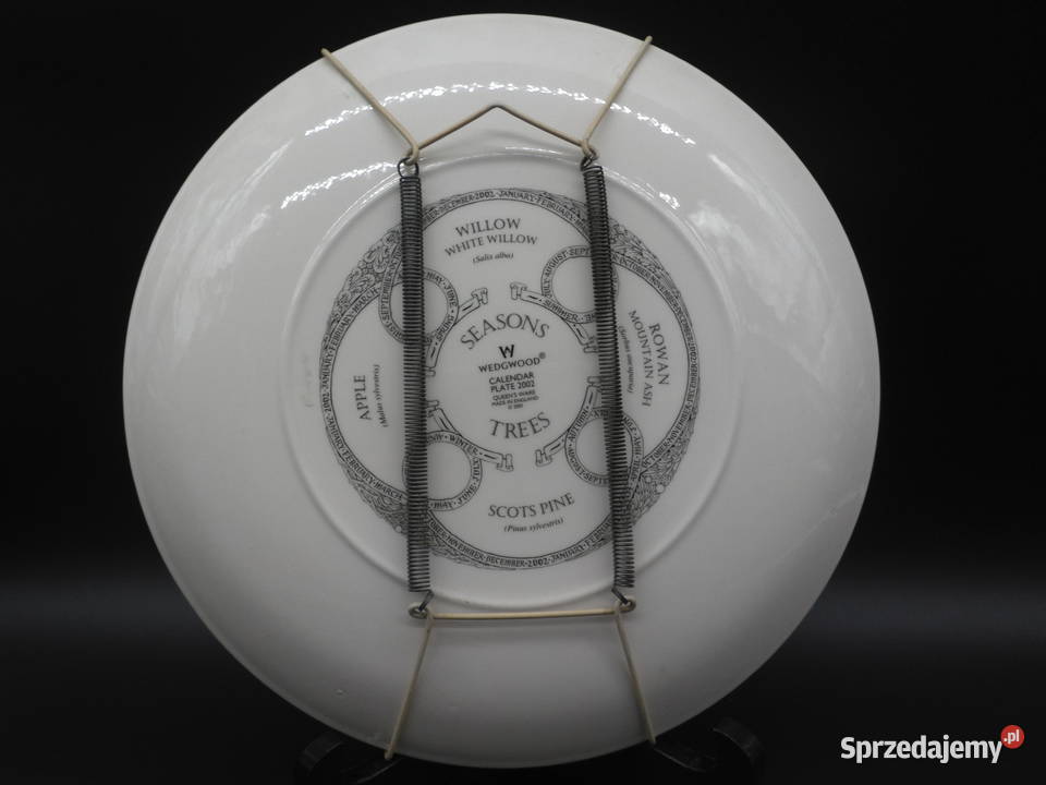 Dekoracyjny talerz kalendarzowy Wedgwood Seasons Raszków