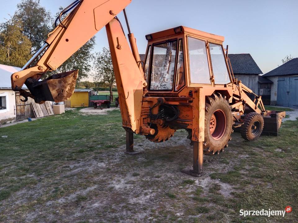 Sprzedam koparkoładowarkę JCB Chojeniec sprzedam