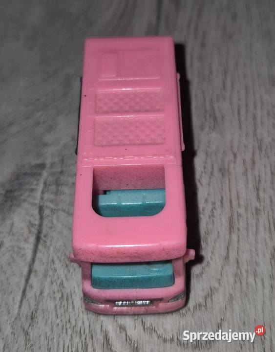Autko samochód resorak Hot Wheels Barbie Dream Łódź