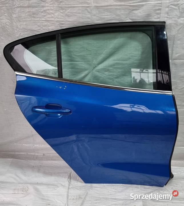 FORD FOCUS MK4 HB DRZWI PRAWY TYŁ KOMPLETNE