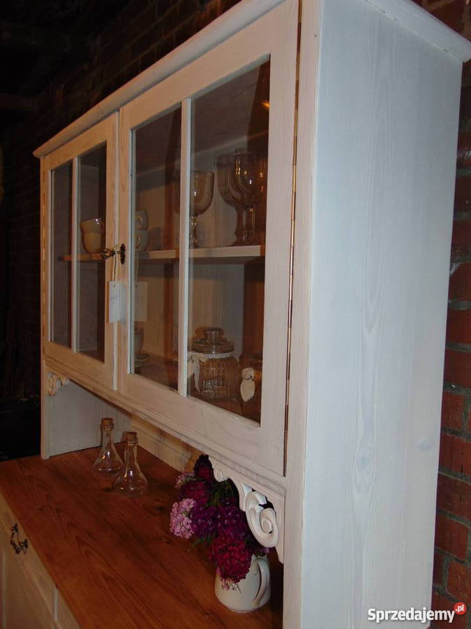 Kredens renowacji bielony Perełka Toruń