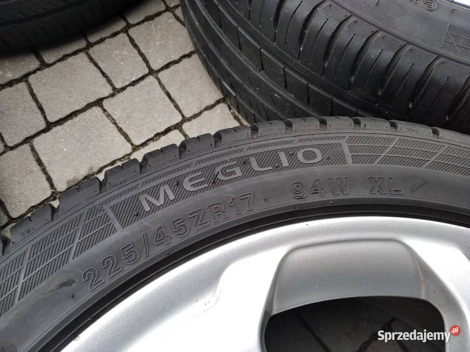 Oryginalne felgi 17 Audi A3 8P z oponami Lutoryż