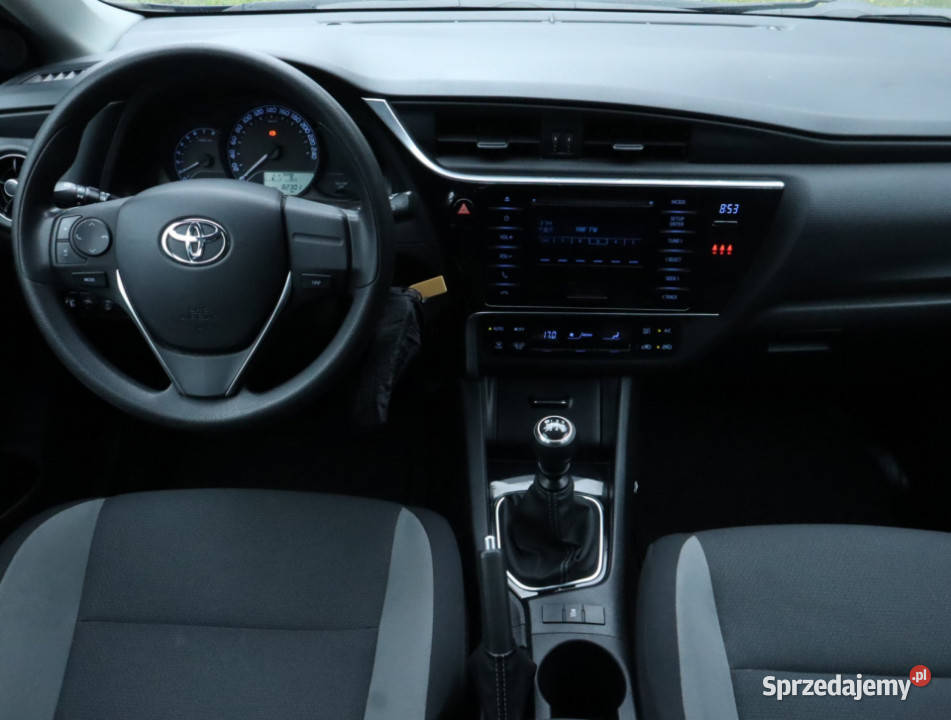 Toyota Auris 13 Dual VVTi Auris Piaseczno