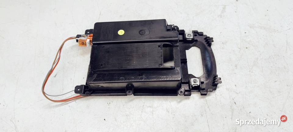 SCHOWEK PÓŁKA TUNELU AUDI A6 C7 4G0864981J Przystajń