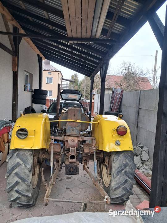 Sprzedam ursus 330 oryginal sprzedam