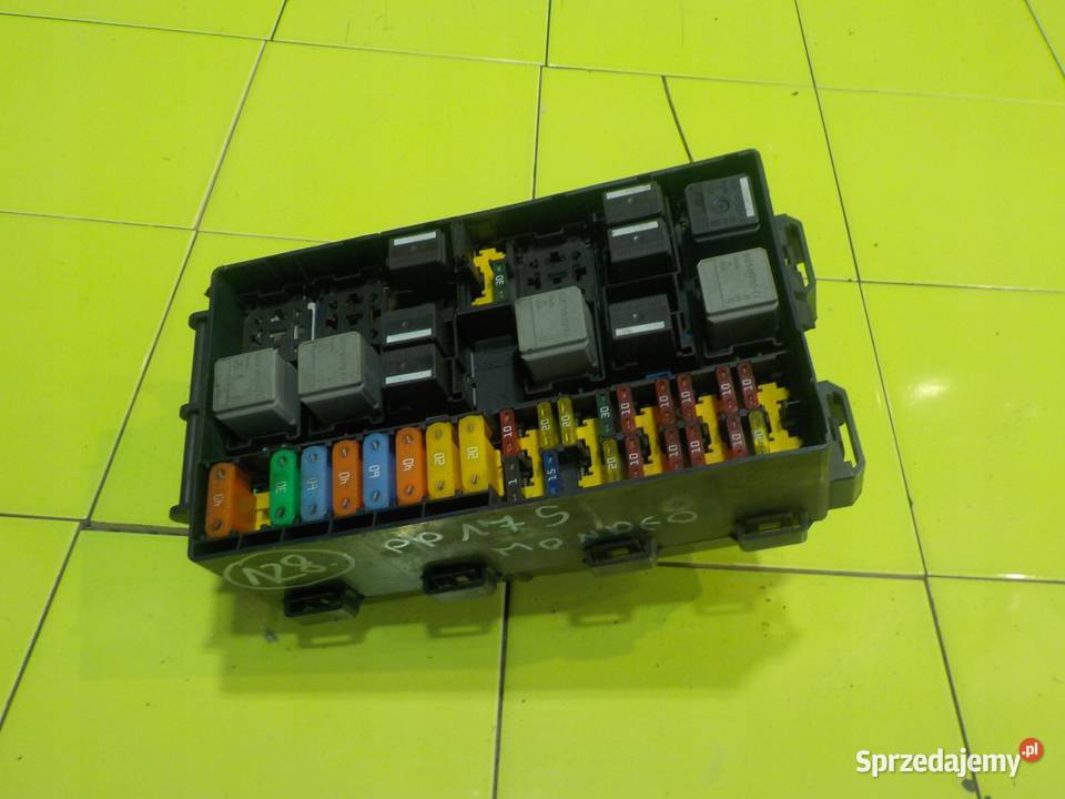 FORD MONDEO MK4 20 B 08r skrzynka bezpiecznikow Suków
