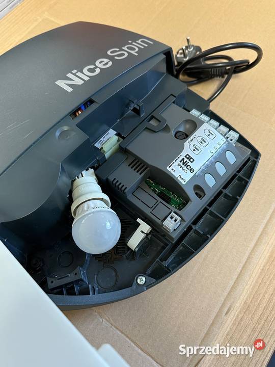 Napęd Nice SPIN SN6041A z centralą do bram Warszawa