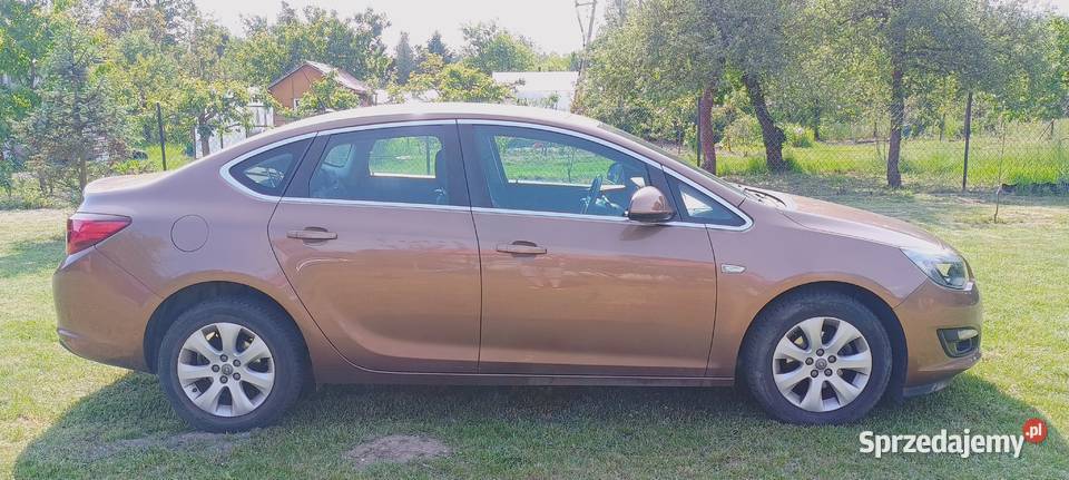 Opel astra salon pierwszy właściciel Rok produkcji 2016 lubelskie