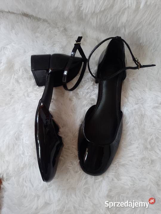 3940 ASOS Design Czarne czółenka z zapięciem z 25cm Kraków sprzedam