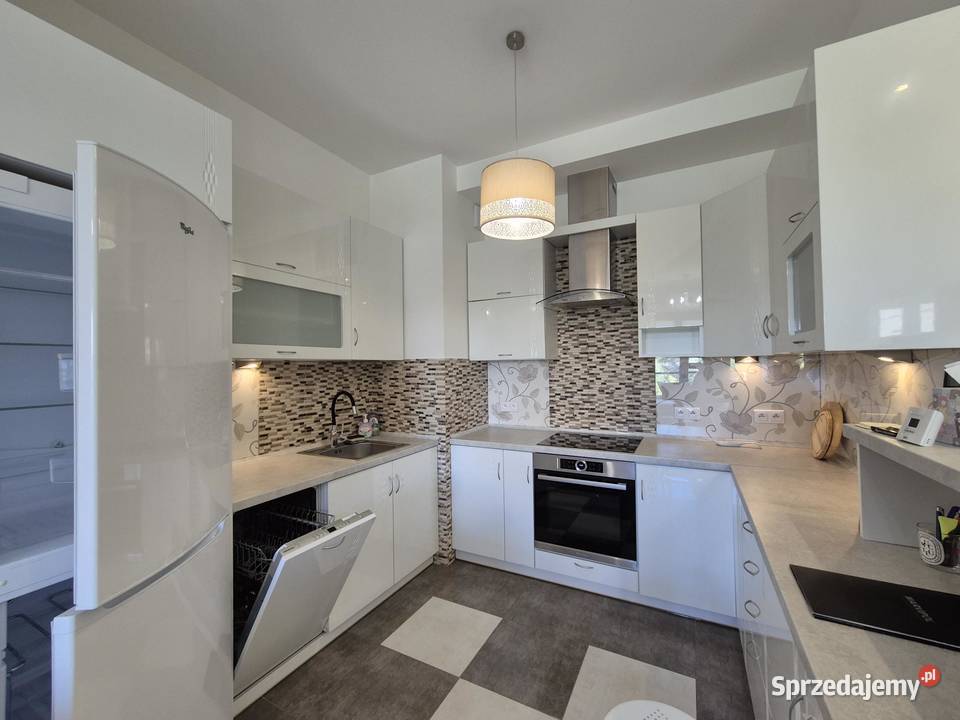 Apartament umeblowany z jedną sypialnią tarasem balkon