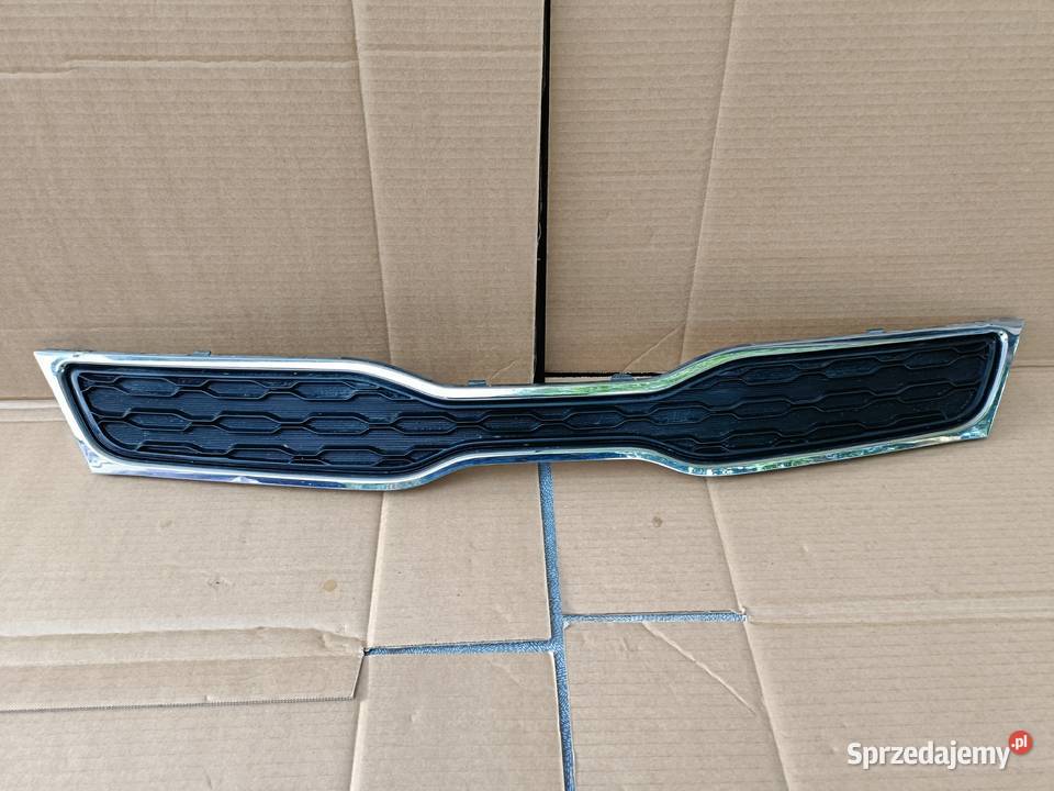 Grill ATRAPA KIA RIO SEDAN 863511W230 CHROM Atrapy lubuskie