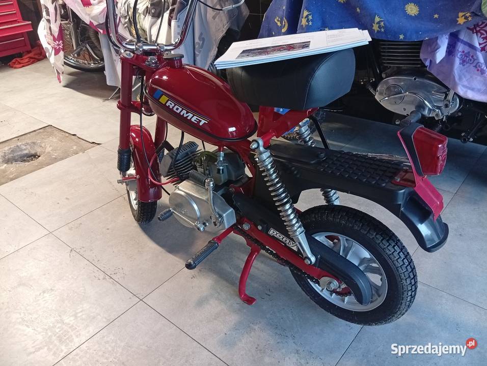 Motorynka z dokumentami Syców