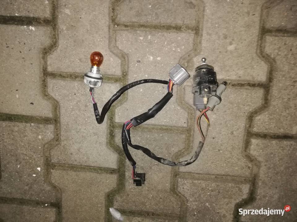 mazda 2 instalacja lamp yprzedniej mazda 2 Wieluń sprzedam