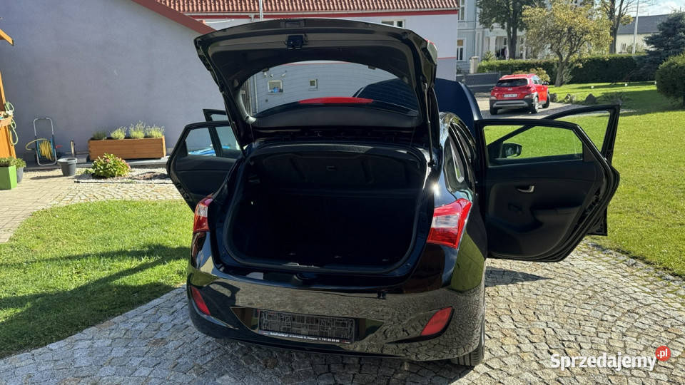 Hyundai i30 14 Benz 101 z Niemiec Serwis Strzegom sprzedam