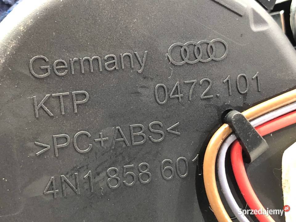 UCHWYT NA NAPOJE AUDI A8 D5 4N1858601