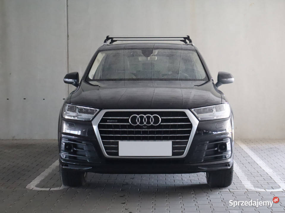 Audi Q7 30 TDI regulowane zawieszenie Piaseczno