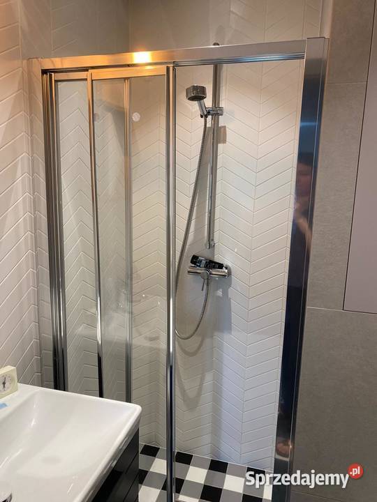Montaż i naprawa kabin prysznicowych paneli Warszawa