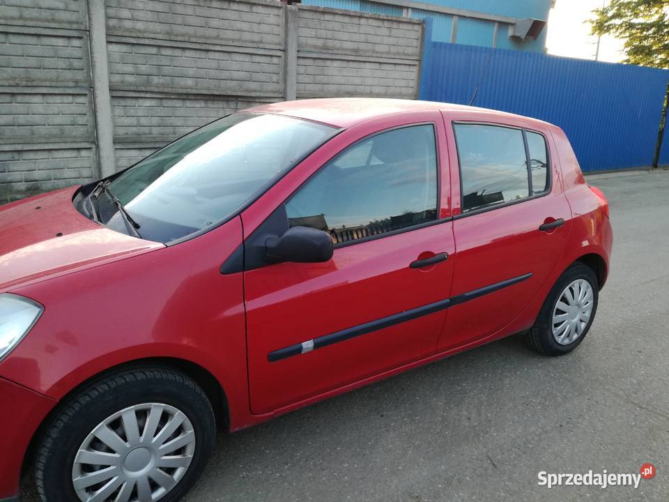 Renault Clio 2006 benzyna 1149 3 czerwony Rok produkcji 2006 Dębica