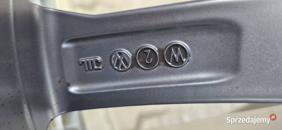 Oryginalne koła Vw Arteon Passat R18Opony Jelcz-Laskowice