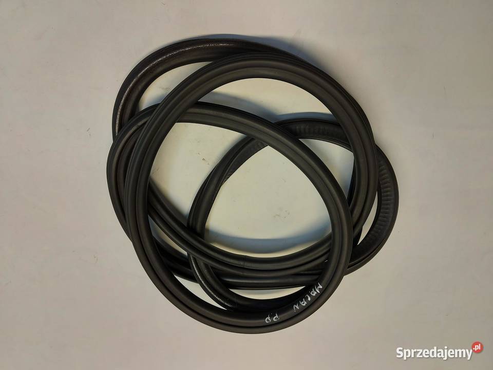 PORSCHE MACAN S 95B Uszczelka drzwi przód prawa