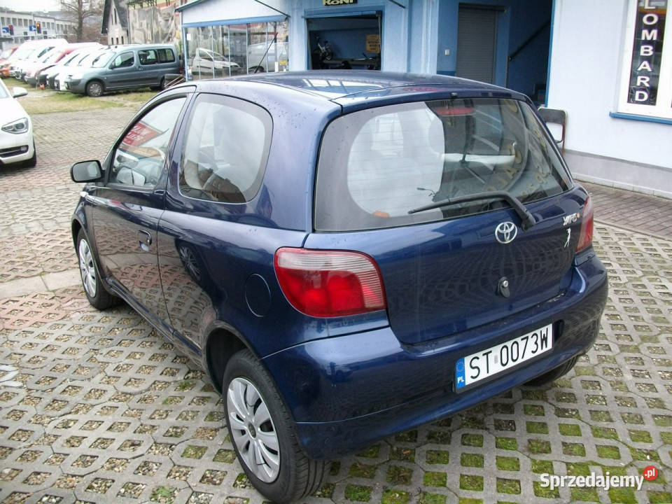 Toyota Yaris stan I 19992005 VAT marża Yaris śląskie Katowice