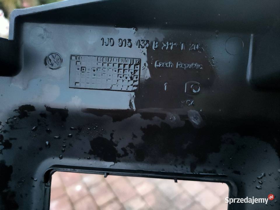 OSŁONA OBUDOWA POKRYWA AKUMULATORA VOLKSWAGEN VW małopolskie Rzezawa sprzedam