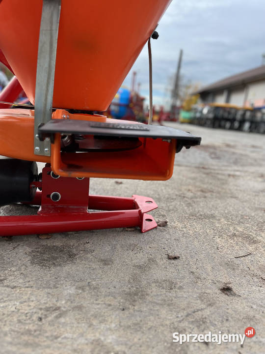 Rozsiewacz lejek sadowniczy 500 Dexwall lubelskie Nowodwór