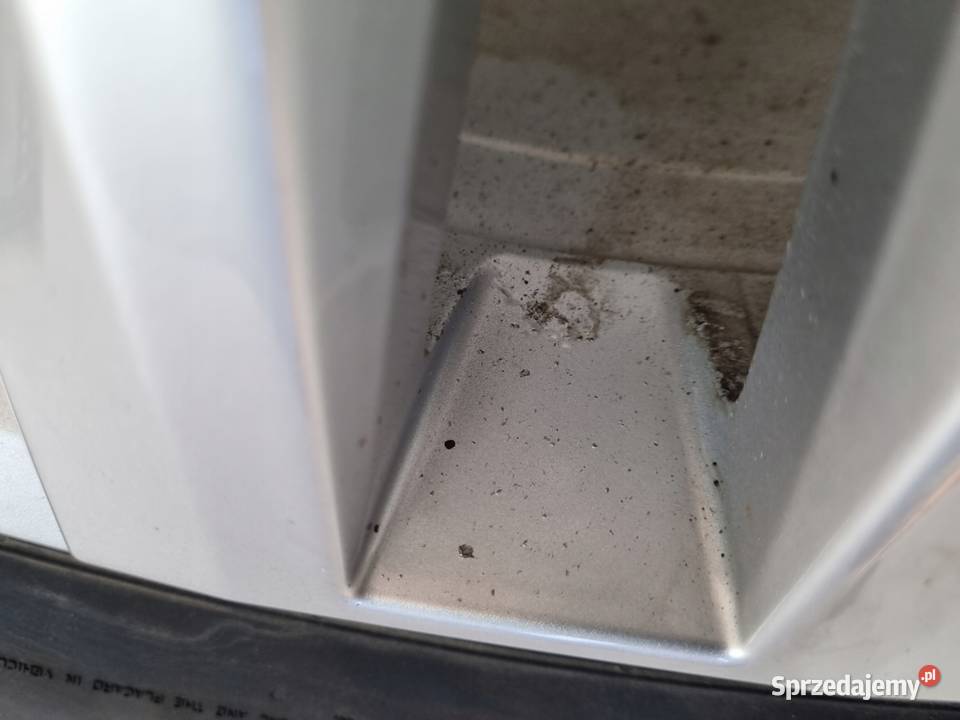 FELGA ALUMINIOWA Vw Amarok 2H0601025AD opona Samochodowe