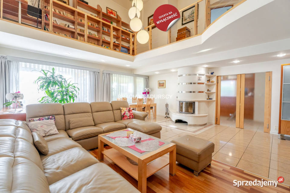 Sprzedam dom 400m2 Kraków Kameliowa