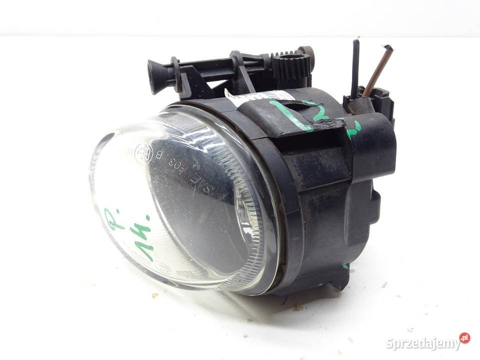 HALOGEN PRAWY PRZÓD PRZEDNI 8T0941700 AUDI A4 B8