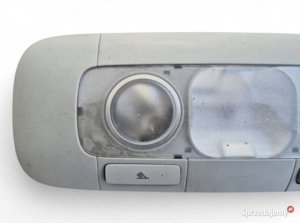 LAMPKA PODSUFITKI OŚWIETLENIE KABINY VW GOLF V Działoszyce