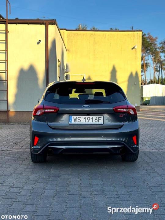 Ford Focus 23 EcoBoost ST X salon Polska mały mazowieckie