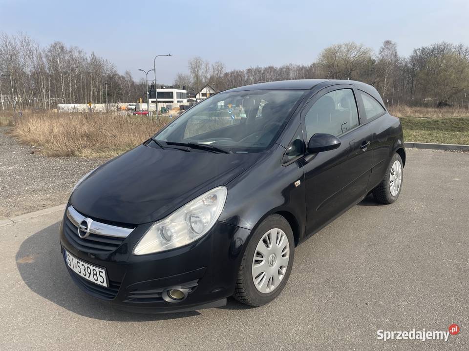 Opel Corsa 12 stan długie opłaty mały przebieg