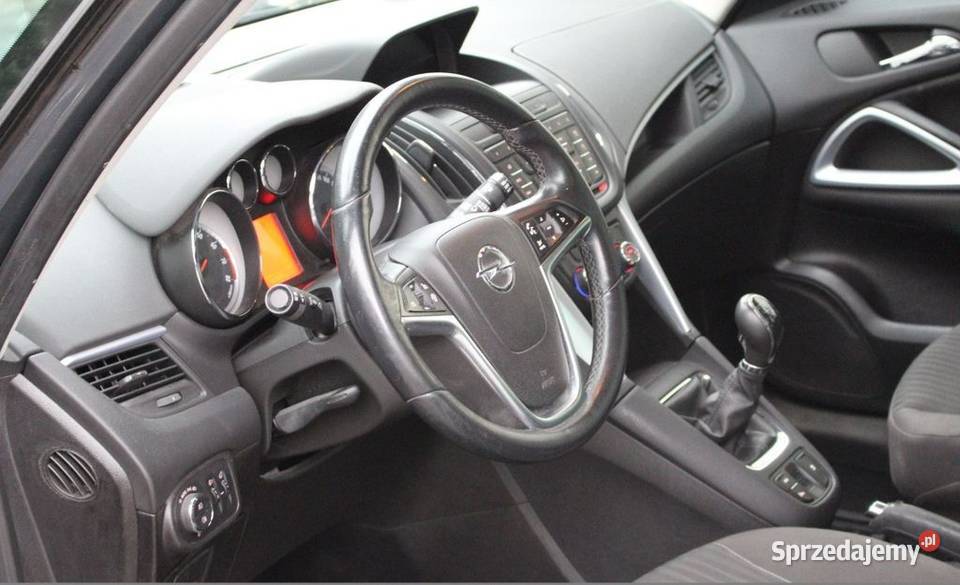 OPEL ZAFIRA C TOURER 2016 R 14 T Benz 140 Jelenia Góra
