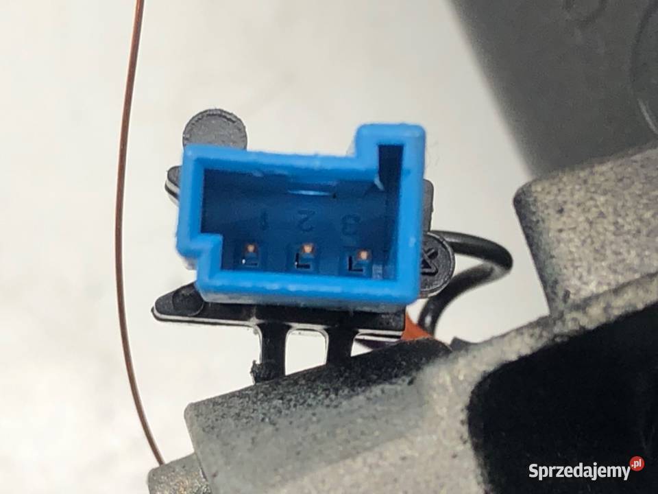 LUSTERKO WEWNĘTRZNE FORD FOCUS III BU5A17E678VB Motoryzacja sprzedam