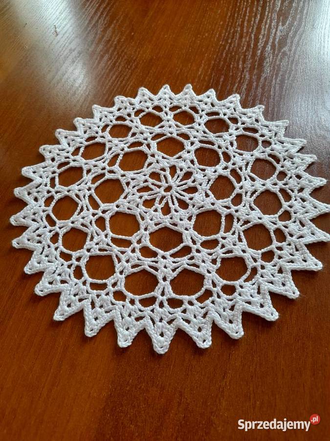 Serwetka szydełkowa biala Oleśnica