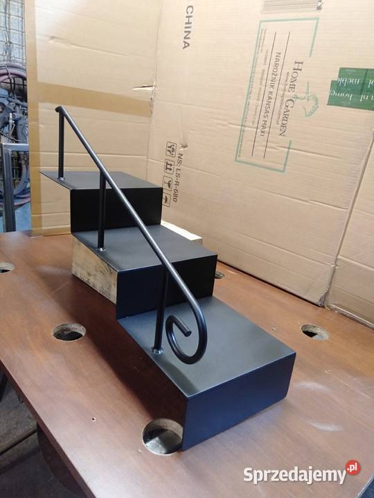 wiszący kwietnik na ścianę schody Belsoo Kraków