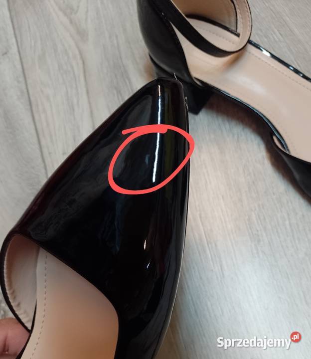 4041 Czarne niskie czółenka wieczorowe z