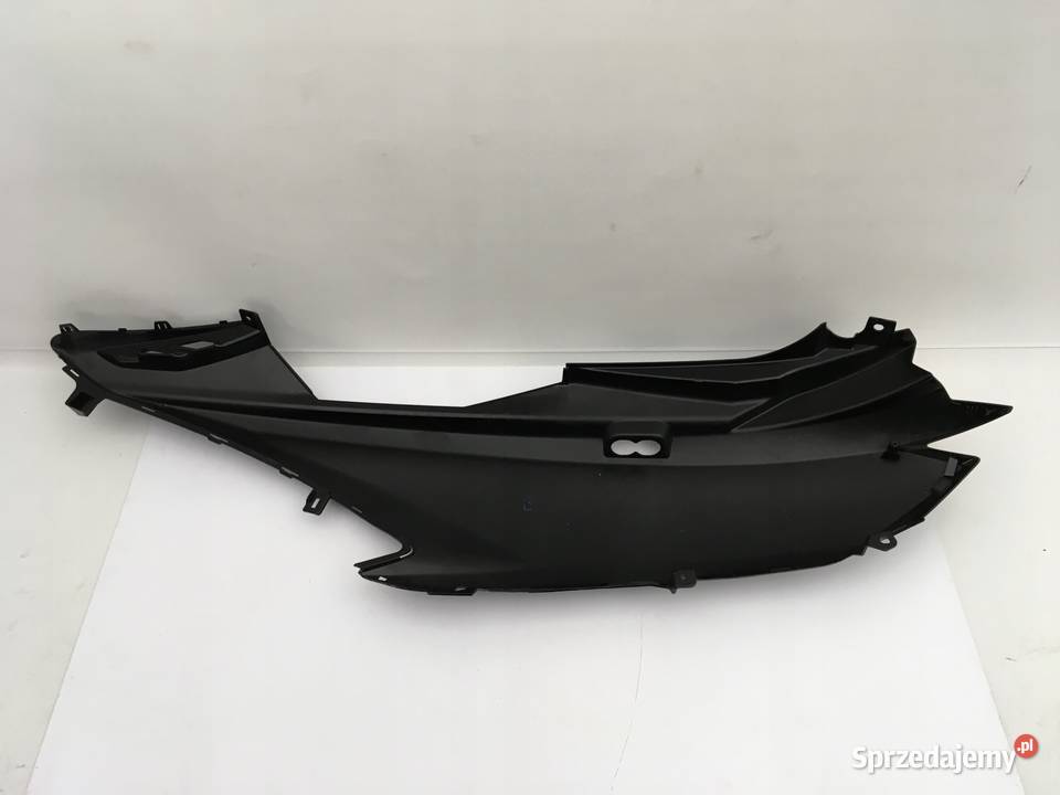 SUZUKI AN 650 Burgman 1318 Owiewka Bok Ogon Tył