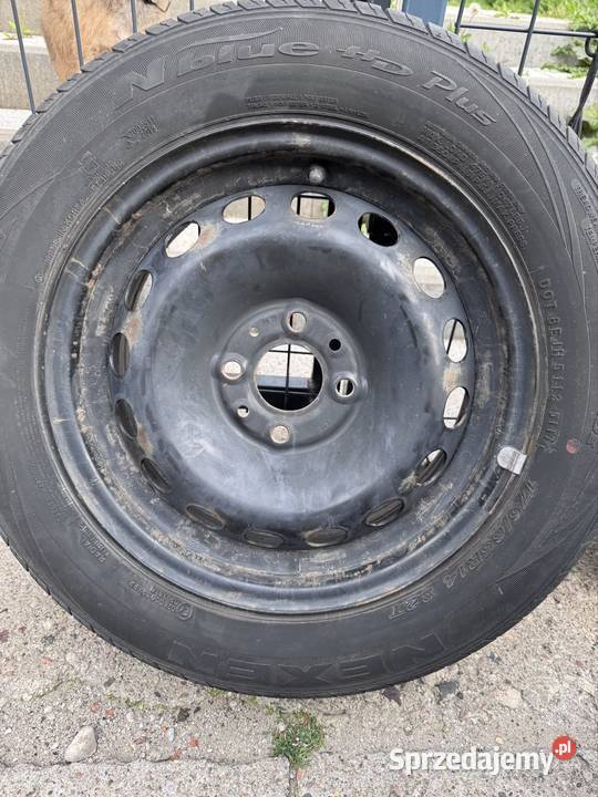 Felgi 14 4x98 Fiat 500 z oponami Gdańsk sprzedam