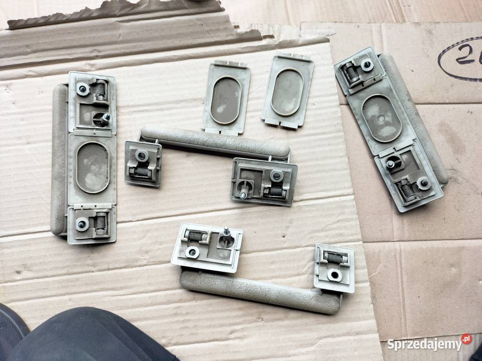 AUDI 80B3 80 B3 USA UCHWYT RĄCZKA PODSUFITKI Wyposażenie wnętrza Kamień-Kolonia