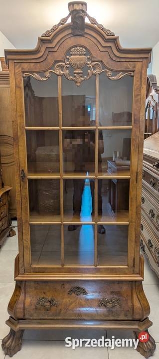 Witrynaserwantka lwie łapy czeczotaszer 91 sklep