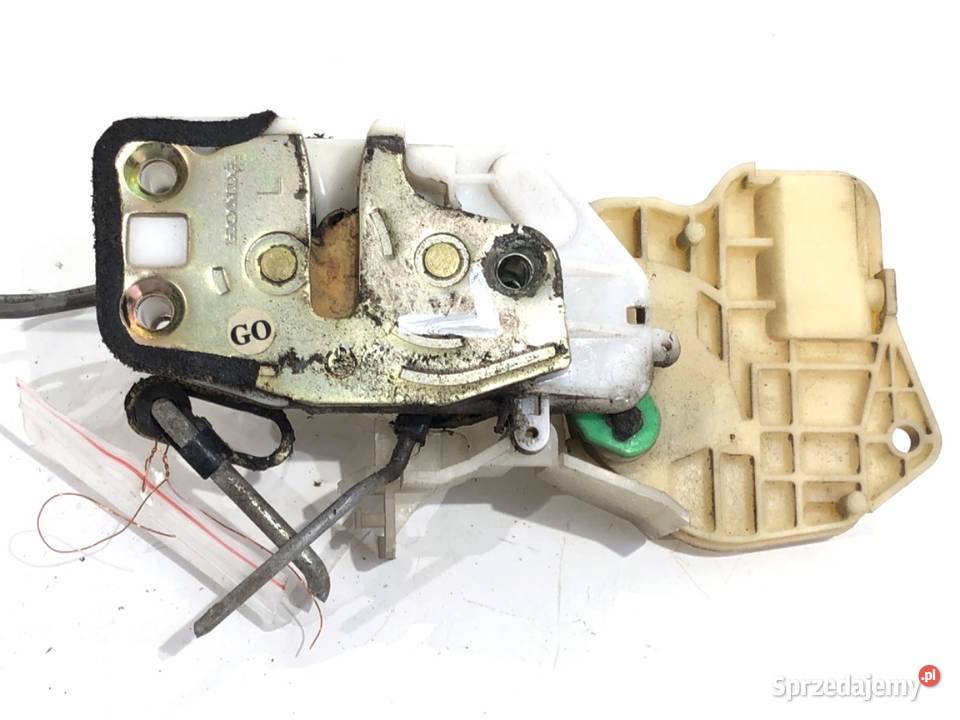 ZAMEK DRZWI LEWY PRZÓD HONDA CRV II Hatchback sprzedam