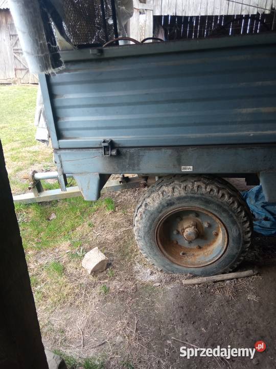 Rozrzutnik obornika nieuszkodzony sprzedam