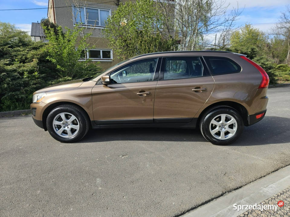 Volvo XC 60 Super Stan Niski Udokumentowany Zarejestrowany w Polsce łódzkie Opoczno