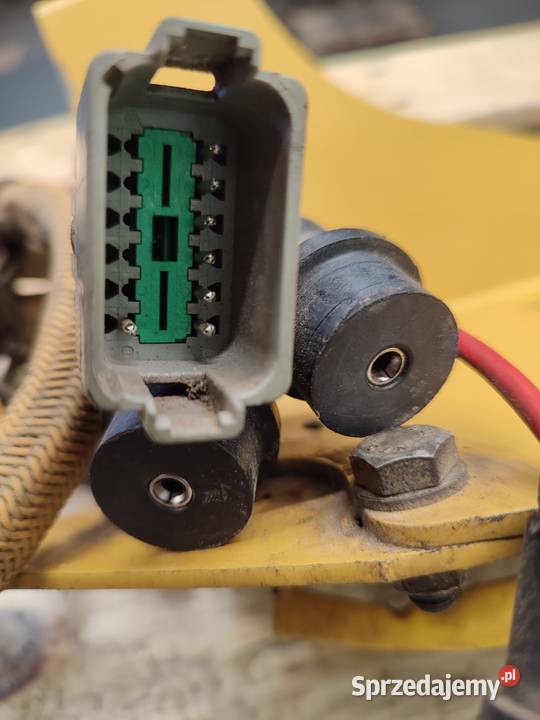 Wspornik 1374285 wiązka elektryczna CAT TH 62 wielkopolskie Wilkowo